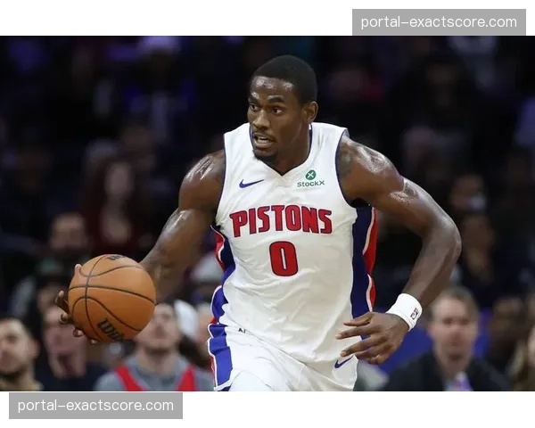 活塞127-116战胜猛龙，东部第一战绩稳固